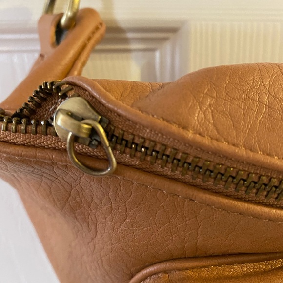 COPY - Moda luxe belt bag - Picture 3 of 15